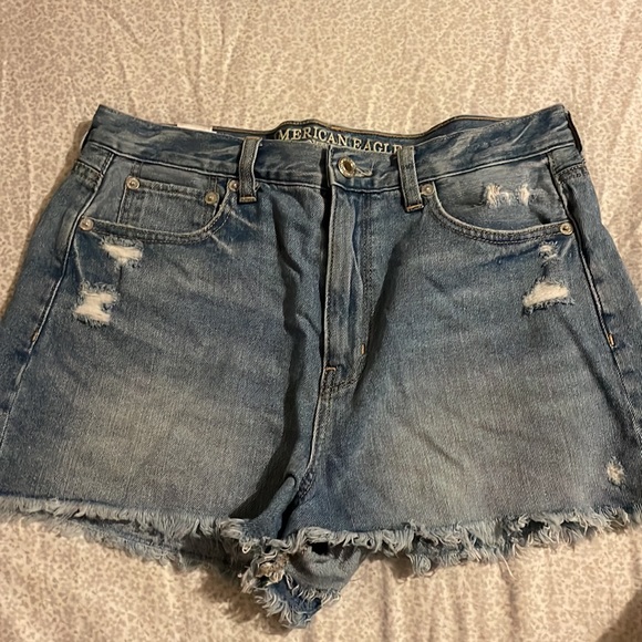 American Eagle shorts - Picture 3 of 4